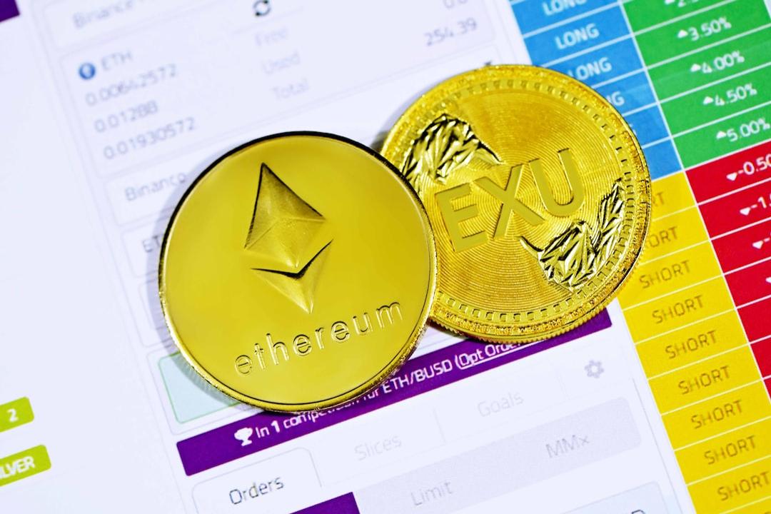 Trump to Issue Executive Order Imposing Penalties on Banks Discriminating Against Cryptocurrency Firms Trump to Issue Executive Order Imposing Penalties on Banks Discriminating Against Cryptocurrency Firms